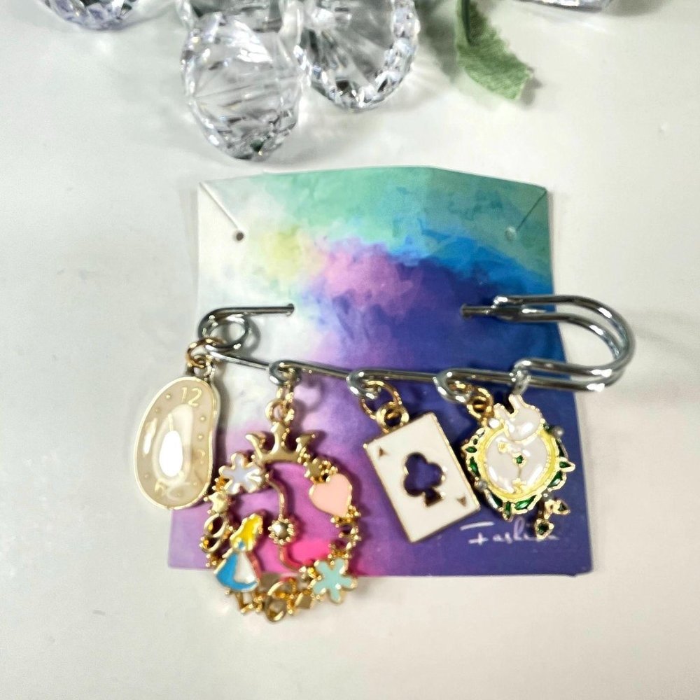 Alice in Wonderland Disney Themed Brooch